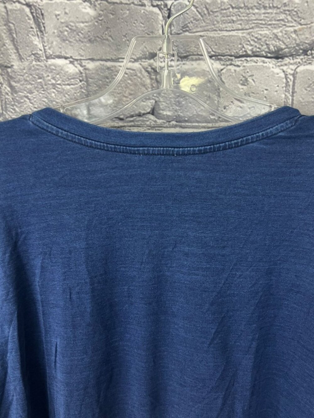 Chico's V Neck Smocked Sleeve Tee Blue Riviera Size 4 (XXL) NWT - Picture 4 of 7